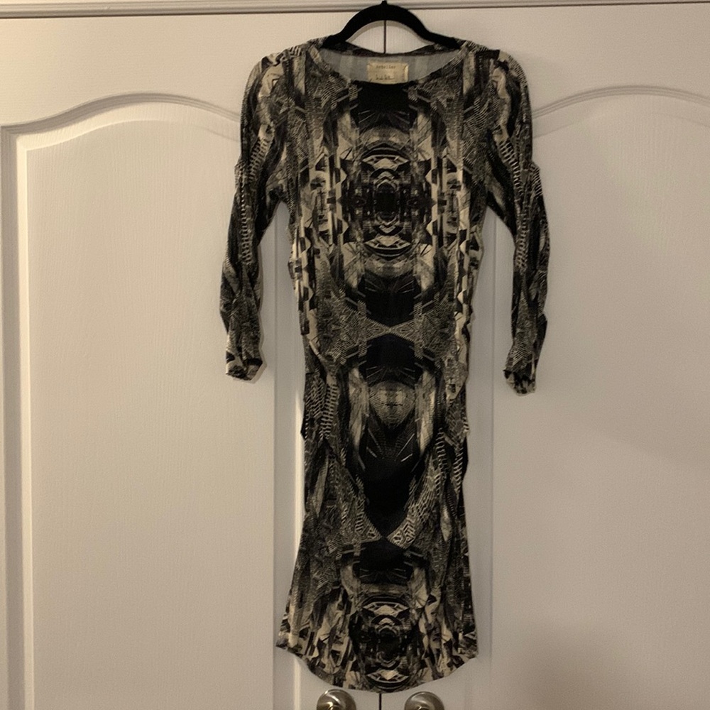 Great Artelier Nicole Miller dress